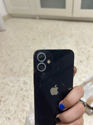 iPhone 12 mini para piezas + 2 fundas y caja