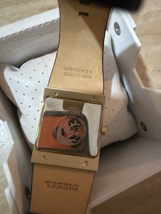 Reloj Diesel Dorado y Marrón