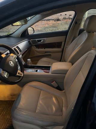 Jaguar XF 2009