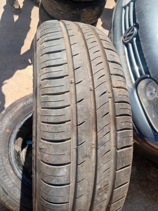 Juego llantas Neumáticos Kumho 185/65 R15 88H