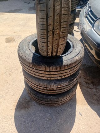 Juego llantas Neumáticos Kumho 185/65 R15 88H