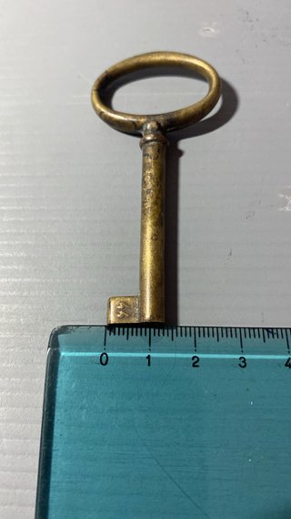Chiave antica ottone 34x73 mm