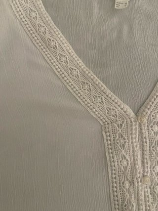 Blusa Springfield blanca con encaje