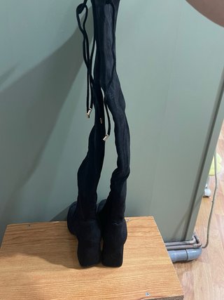 Botas altas antelina negras