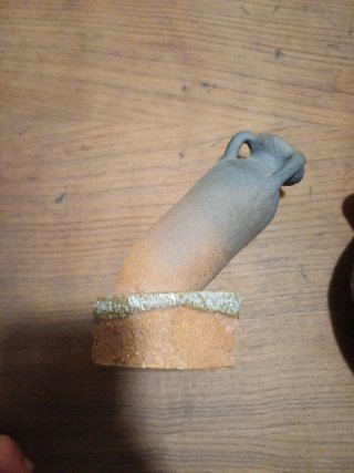 Ánfora de cerámica artesanal