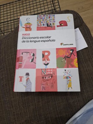 NUEVO DICCIONARIO ESCOLAR DE LA LENGUA ESPAÑOLA...
