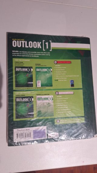 Libro de inglés 1° bachillerato Outlook