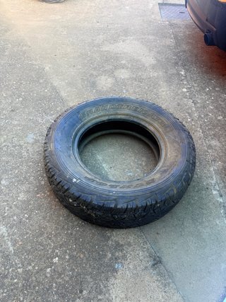 Neumáticos Dunlop 265/65R17 Nuevos
