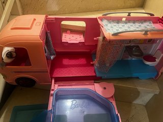 Caravana Barbie Rosa