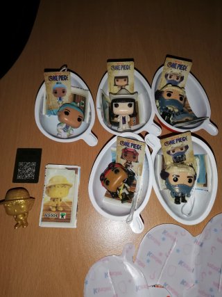 Kinder Joy One Piece Figuras Coleccionables