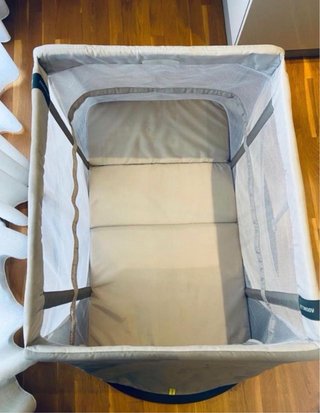 Cuna de viaje AeroMoov