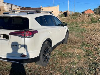 Toyota RAV4 Hinrido 2016
