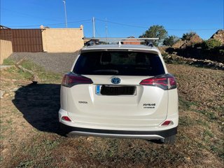 Toyota RAV4 Hinrido 2016