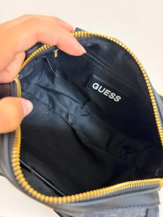 Bolso Guess Negro y Gris