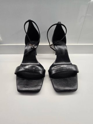 Sandalias Massimo Dutti Negras
