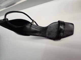 Sandalias Massimo Dutti Negras
