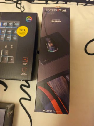 Kit Gaming Trust: Teclado, Ratón, Cascos y Alfombr
