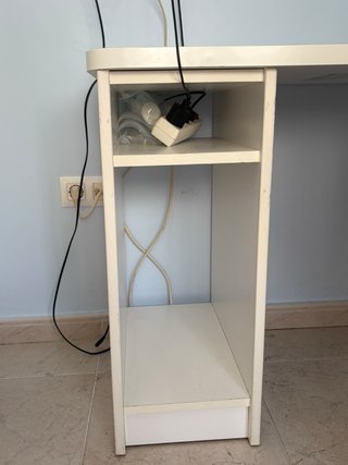 Mueble juvenil: cama nido, escritorio y estantería
