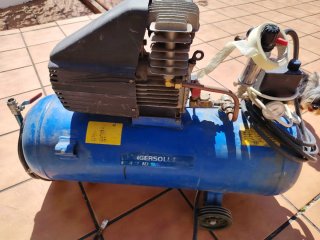 Compresor de aire azul
