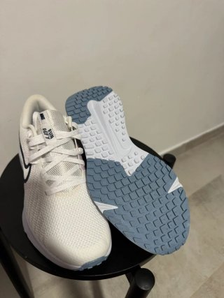 Zapatillas Nike Blancas y Rosas