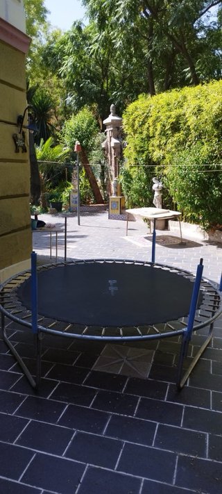 Cama elástica para jardín