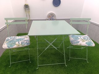 Mesa y 2 Sillas Jardín Plegables