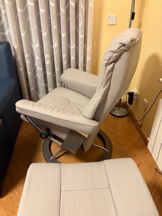 Sillón Stressless Mayfair Signature + Reposapiés