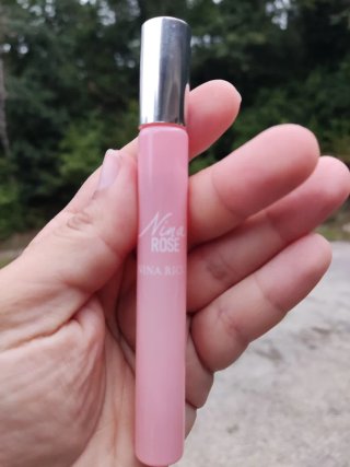 Nina Ricci Nina Rose EDT 10ml Roll-on