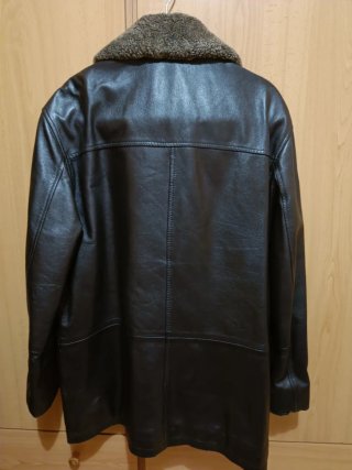 Chaquetón de piel hombre negro