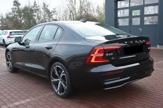 Volvo S60 2023