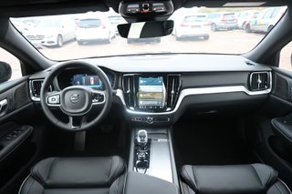 Volvo S60 2023
