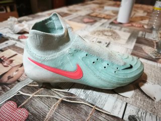 Nike Phantom Luna Botas de Fútbol