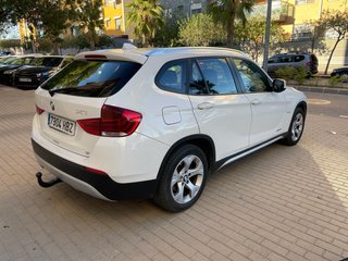 BMW X1 2011