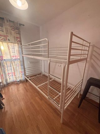 Litera IKEA SVÄRTA Blanca 90x200