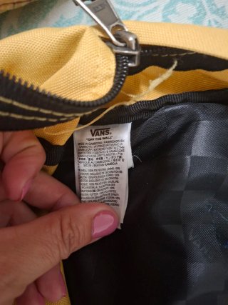 Mochila Vans Off The Wall Amarilla