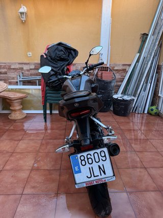 Yamaha MT-125 Negra/Gris