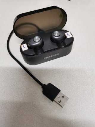 Auriculares Enafire modelo E18