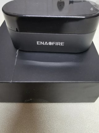 Auriculares Enafire modelo E18