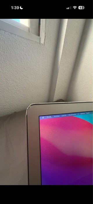 MacBook Air 13” 2014 i5 4GB RAM 256GB SSD