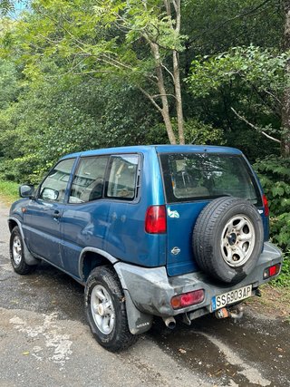 Nissan Terrano II