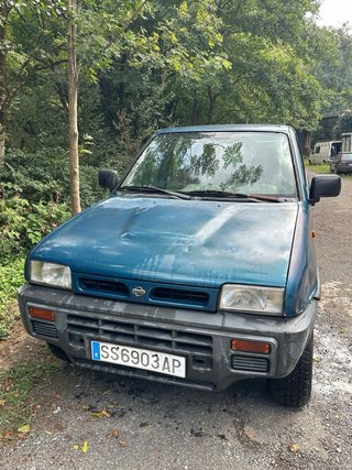 Nissan Terrano II