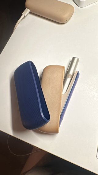 Diffusore fragranze blu e argento