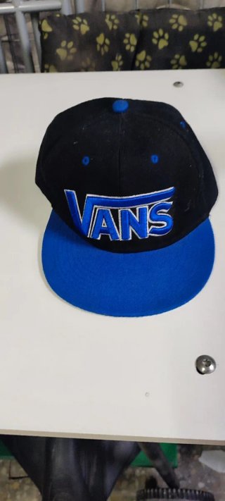 Gorra Vans Negra y Azul