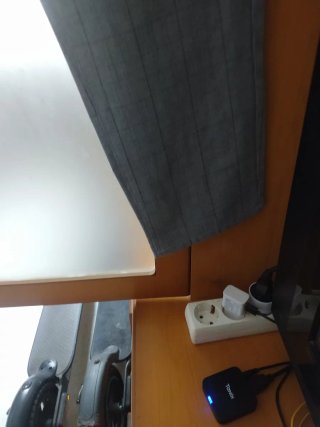 Pantalón de vestir gris con rayas T-M