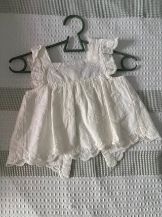 Vestido blanco bebé 6 meses con braguita