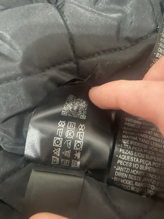 Chaqueta Zara Negra y Verde con parches