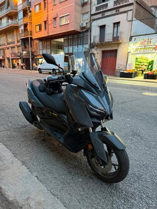 Yamaha Xmax 125 Tech max