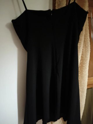 Vestido negro fiesta con pedrería