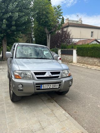 Mitsubishi Montero 2006