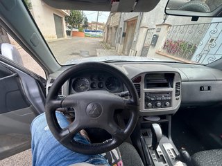 Mitsubishi Montero 2006
